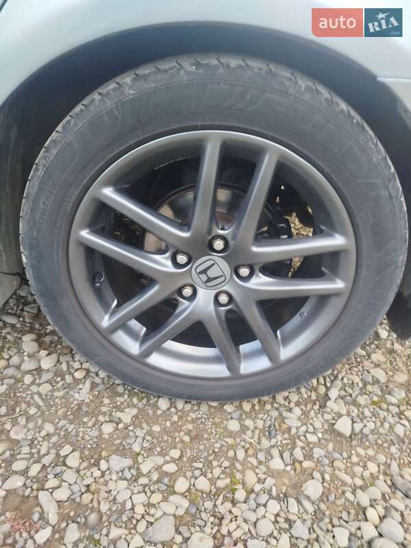 Седан Honda Accord 2004 в Ужгороде