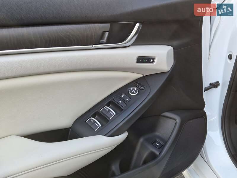 Седан Honda Accord 2021 в Киеве фото 23 Седан Honda Accord 2021 в Киеве