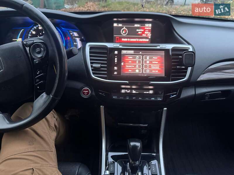 Седан Honda Accord 2016 в Николаеве