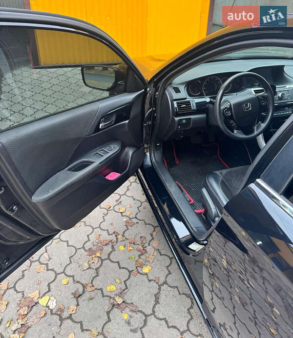 Седан Honda Accord 2017 в Черкассах фото 5 Седан Honda Accord 2017 в Черкассах