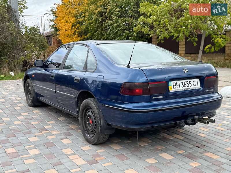 Седан Honda Accord 1997 в Одессе