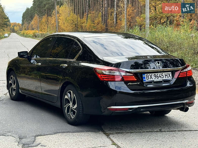 Седан Honda Accord 2017 в Нетішині