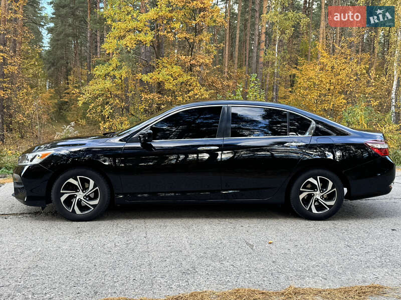 Седан Honda Accord 2017 в Нетішині