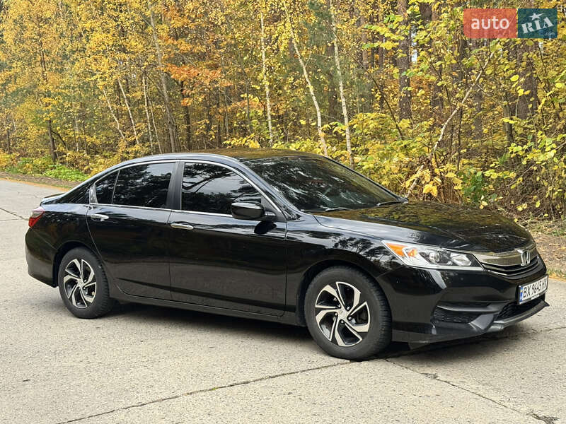 Седан Honda Accord 2017 в Нетішині