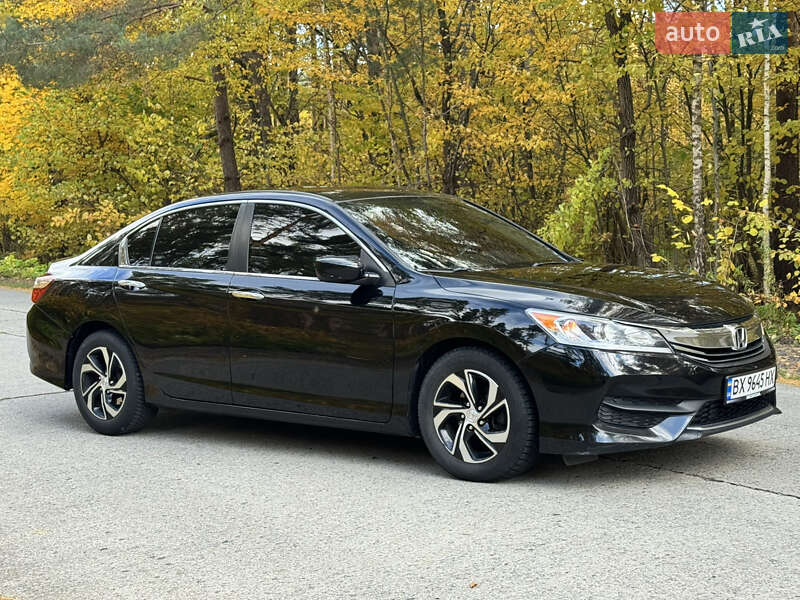 Седан Honda Accord 2017 в Нетішині