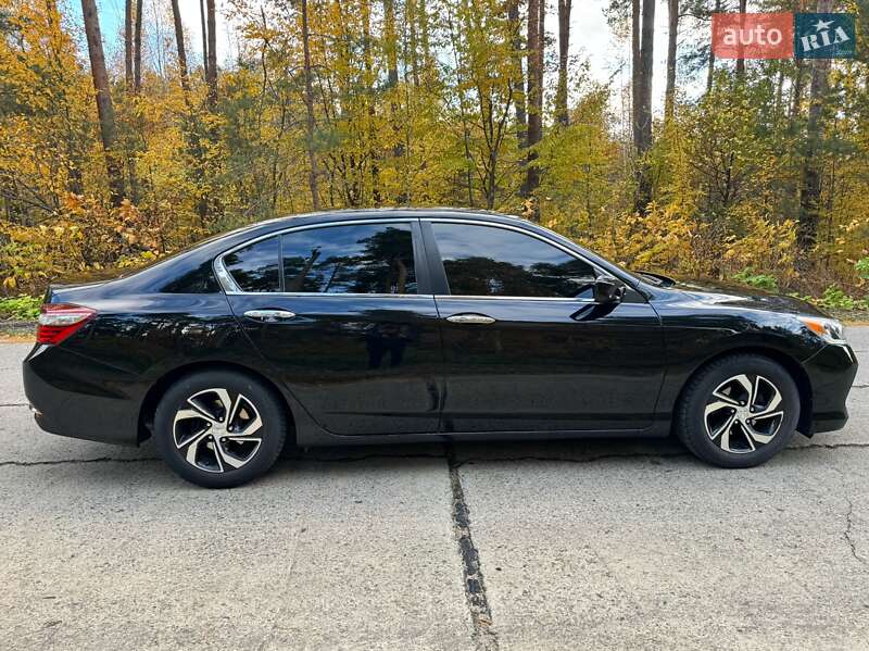 Седан Honda Accord 2017 в Нетішині