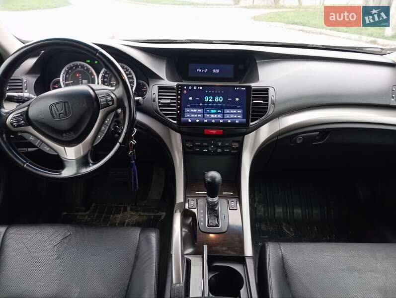 Седан Honda Accord 2010 в Бучі