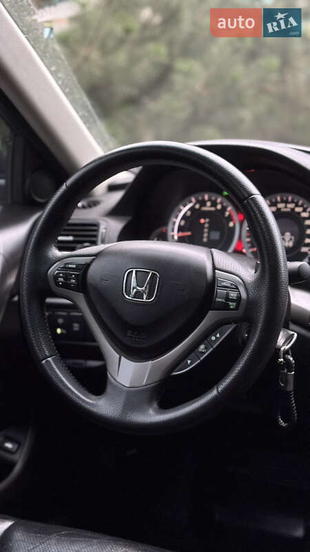 Седан Honda Accord 2008 в Киеве