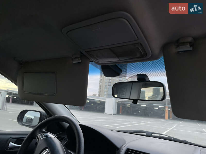 Седан Honda Accord 2005 в Киеве фото 24 Седан Honda Accord 2005 в Киеве