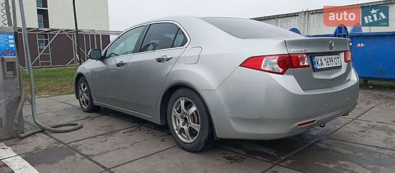 Седан Honda Accord 2009 в Киеве