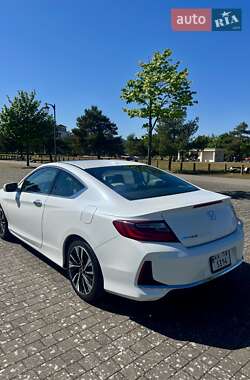 Купе Honda Accord 2016 в Киеве