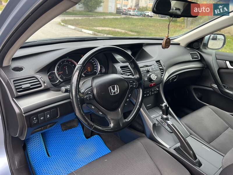 Седан Honda Accord 2013 в Богуславе фото 35 Седан Honda Accord 2013 в Богуславе