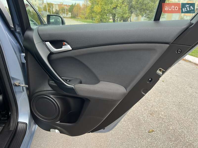 Седан Honda Accord 2013 в Богуславе фото 59 Седан Honda Accord 2013 в Богуславе