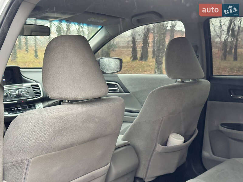 Седан Honda Accord 2013 в Охтирці
