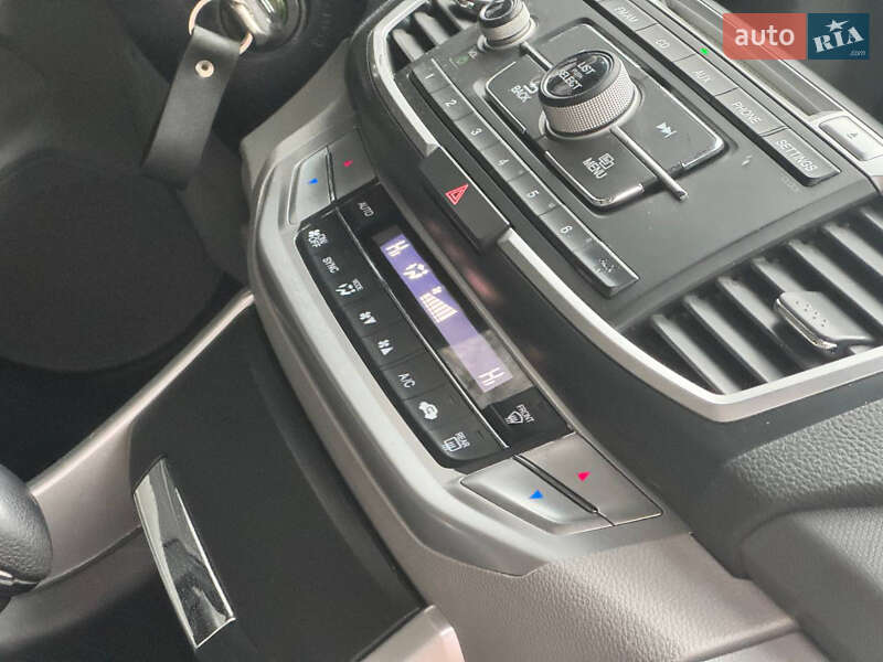 Седан Honda Accord 2013 в Охтирці