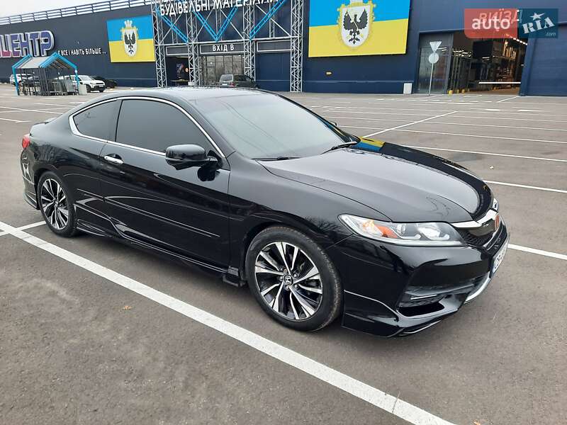 Купе Honda Accord 2016 в Чернигове фото Купе Honda Accord 2016 в Чернигове