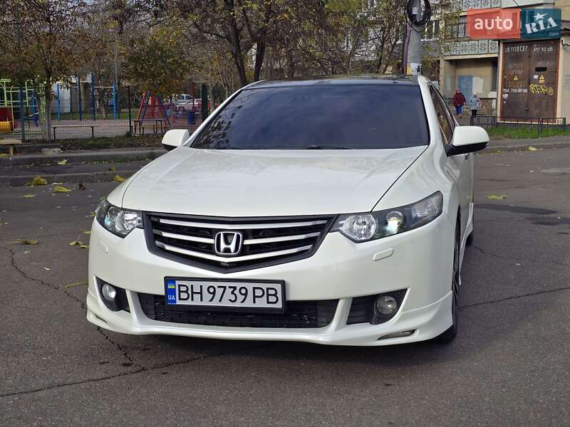 Седан Honda Accord 2010 в Одессе