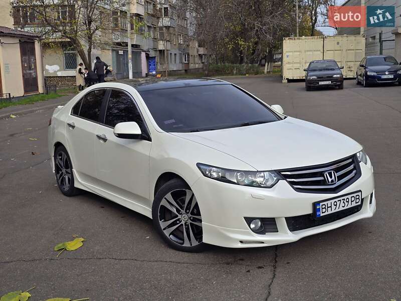 Седан Honda Accord 2010 в Одессе