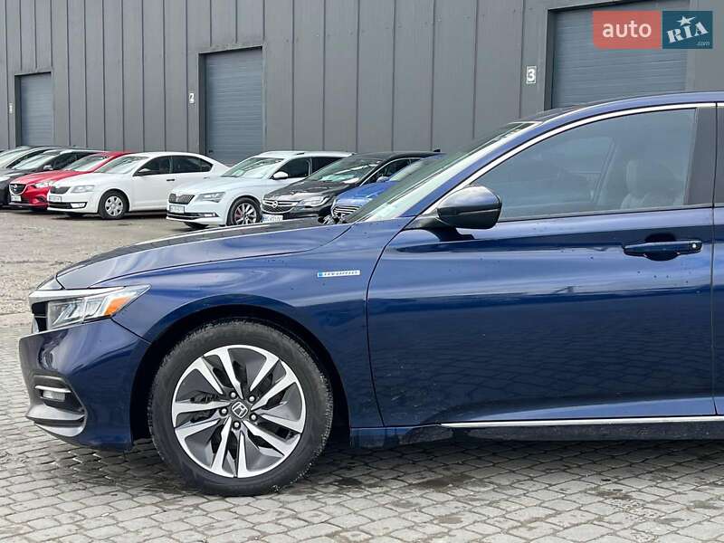 Седан Honda Accord 2019 в Львове