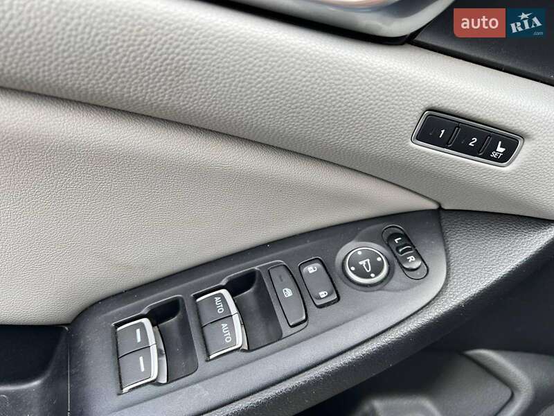 Седан Honda Accord 2019 в Львове