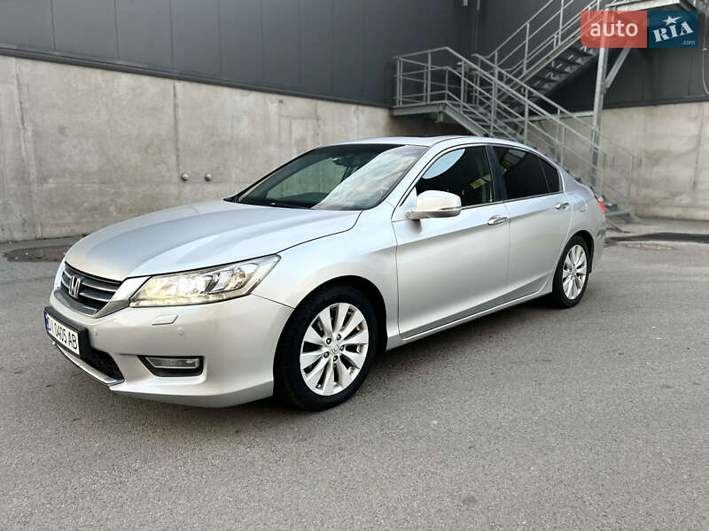 Седан Honda Accord 2013 в Киеве фото 8 Седан Honda Accord 2013 в Киеве