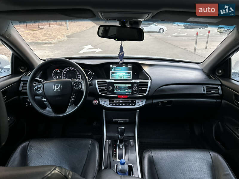 Седан Honda Accord 2013 в Киеве фото 12 Седан Honda Accord 2013 в Киеве