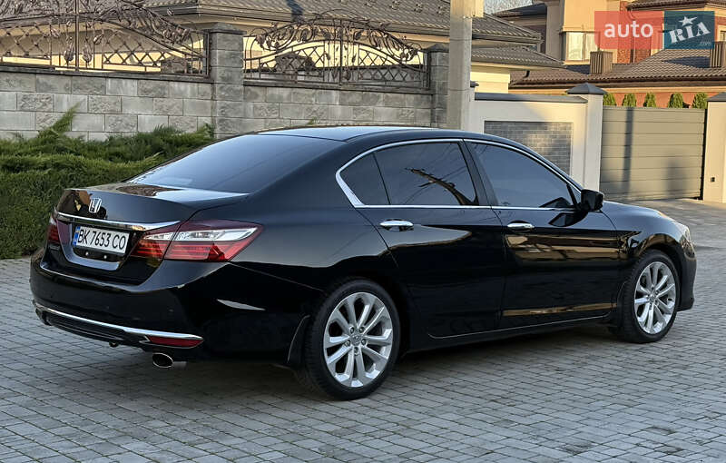 Седан Honda Accord 2015 в Ровно фото 21 Седан Honda Accord 2015 в Ровно