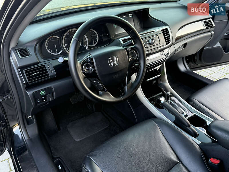 Седан Honda Accord 2015 в Ровно фото 30 Седан Honda Accord 2015 в Ровно
