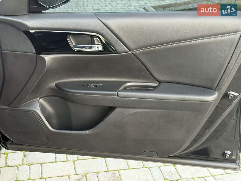 Седан Honda Accord 2015 в Ровно фото 54 Седан Honda Accord 2015 в Ровно