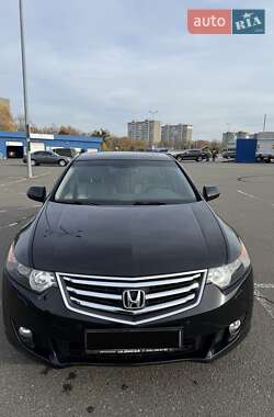 Седан Honda Accord 2011 в Києві