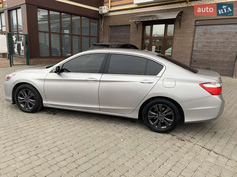 Седан Honda Accord 2014 в Житомире фото 4 Седан Honda Accord 2014 в Житомире