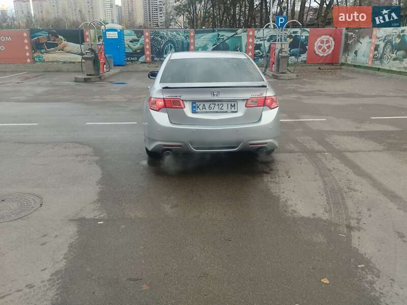 Седан Honda Accord 2012 в Киеве фото 18 Седан Honda Accord 2012 в Киеве