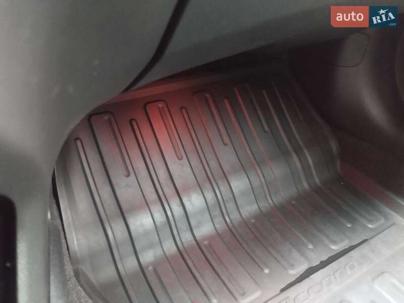 Седан Honda Accord 2012 в Киеве фото 8 Седан Honda Accord 2012 в Киеве