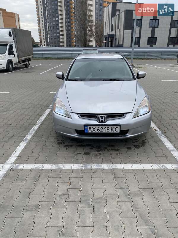 Седан Honda Accord 2004 в Киеве фото 2 Седан Honda Accord 2004 в Киеве