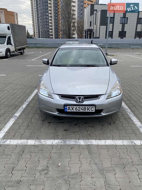Седан Honda Accord 2004 в Киеве фото 13 Седан Honda Accord 2004 в Киеве