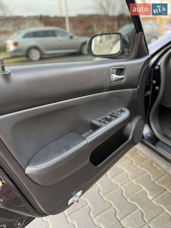 Седан Honda Accord 2007 в Львові