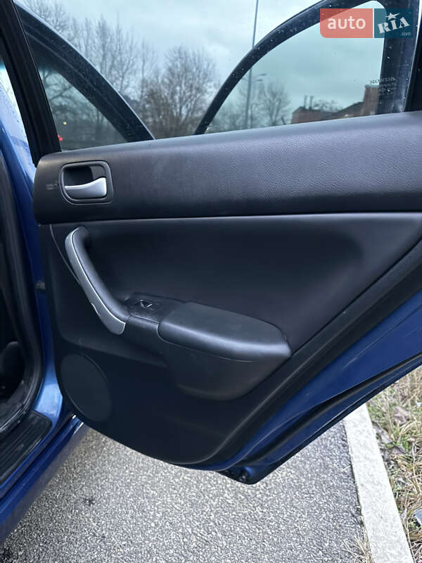 Седан Honda Accord 2003 в Киеве фото 21 Седан Honda Accord 2003 в Киеве