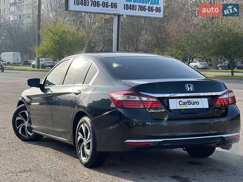 Седан Honda Accord 2016 в Одессе