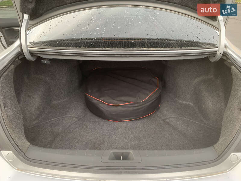 Купе Honda Accord 2008 в Киеве