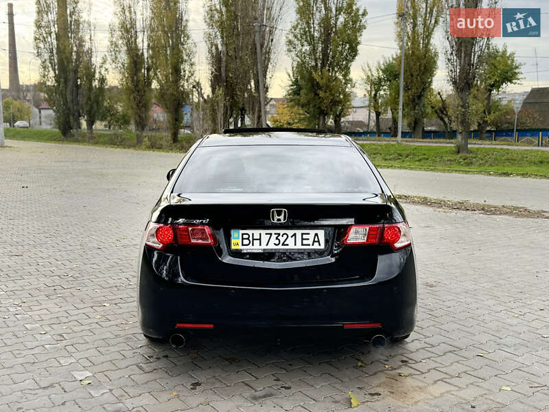 Седан Honda Accord 2008 в Черноморске