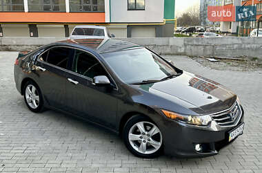Седан Honda Accord 2010 в Житомире