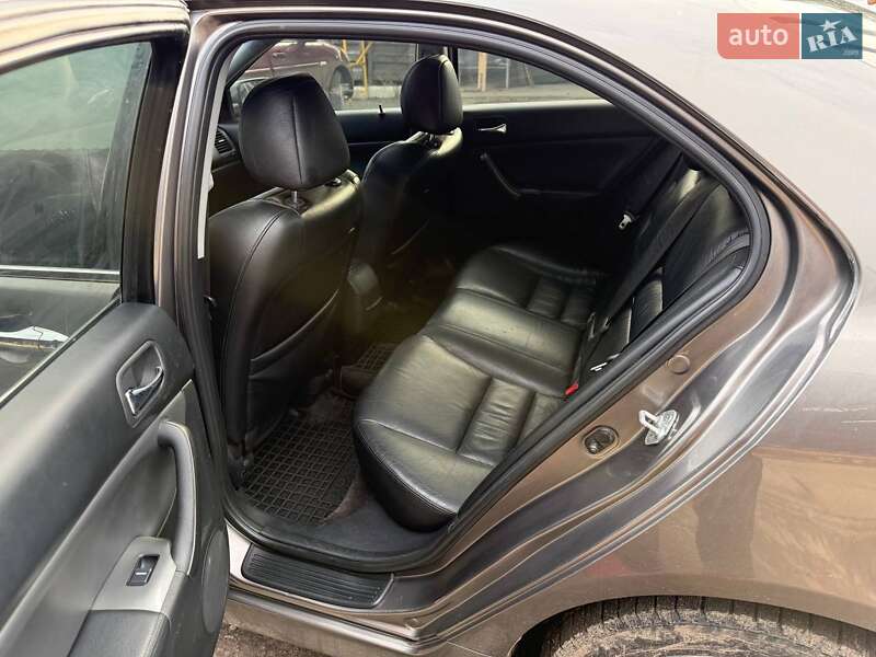 Седан Honda Accord 2006 в Харькове