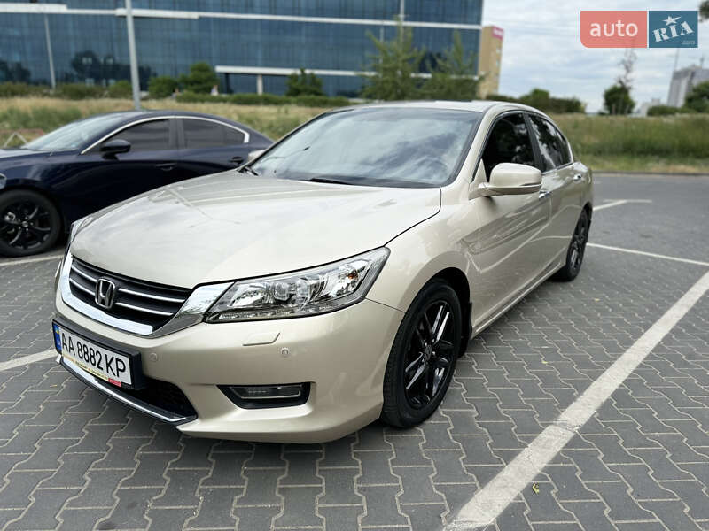 Седан Honda Accord 2013 в Киеве фото 6 Седан Honda Accord 2013 в Киеве