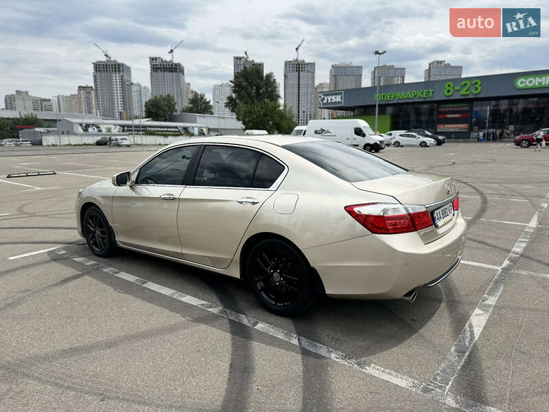 Седан Honda Accord 2013 в Киеве фото 16 Седан Honda Accord 2013 в Киеве
