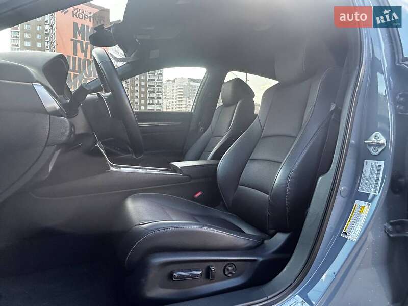 Седан Honda Accord 2022 в Киеве