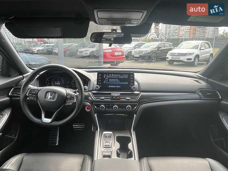 Седан Honda Accord 2022 в Киеве