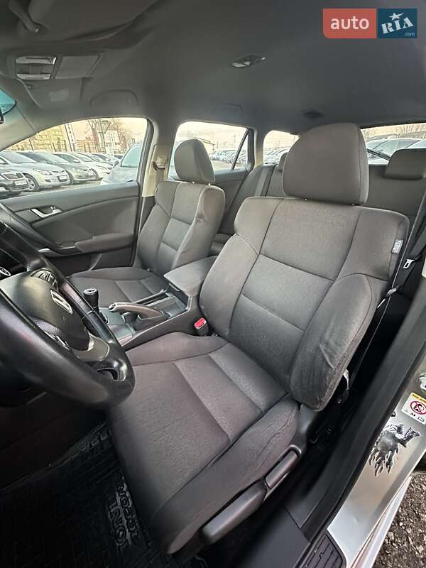 Универсал Honda Accord 2010 в Белогородке фото 16 Универсал Honda Accord 2010 в Белогородке