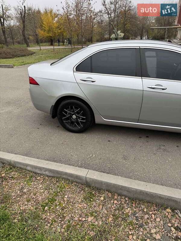 Седан Honda Accord 2004 в Кривом Роге фото 6 Седан Honda Accord 2004 в Кривом Роге