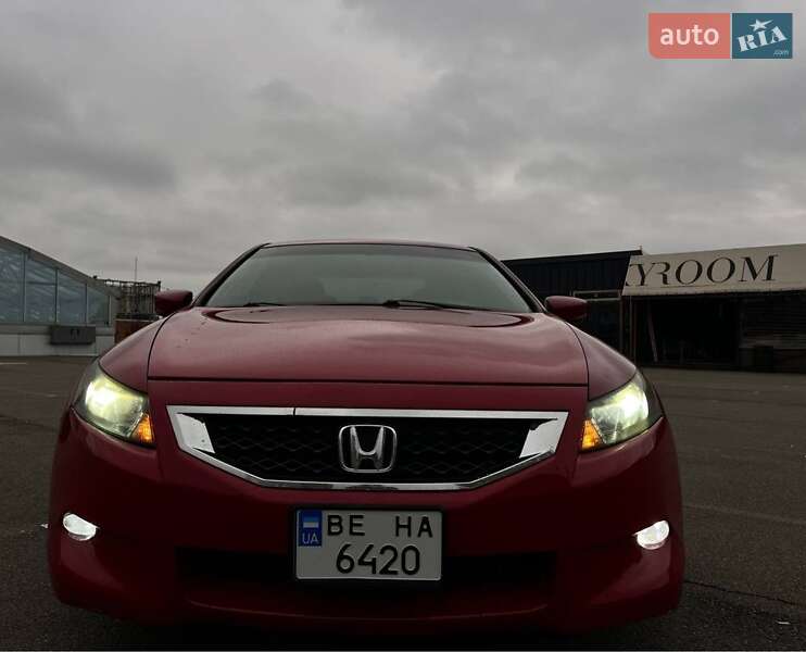 Купе Honda Accord 2008 в Киеве