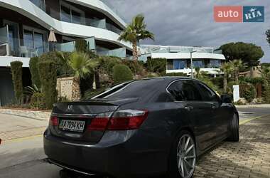 Седан Honda Accord 2013 в Києві